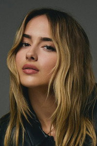 جولیا باترز